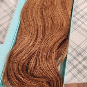 18 Layered COLOR NUMBER 7. GORGEOUS RED/STRAWBERRY BLONDE. HALO EXTENSION PIECE.